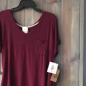 Soft high/low basic pocket tee